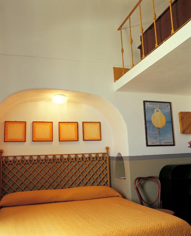 Villa Laetitia Ponza Chambre photo